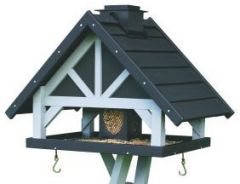 Fuglefoderhus på fod (2)